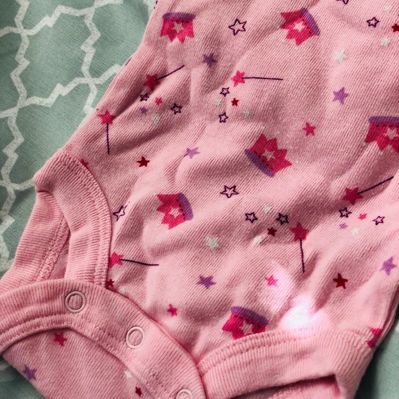 Onsie - Picture 3 of 8